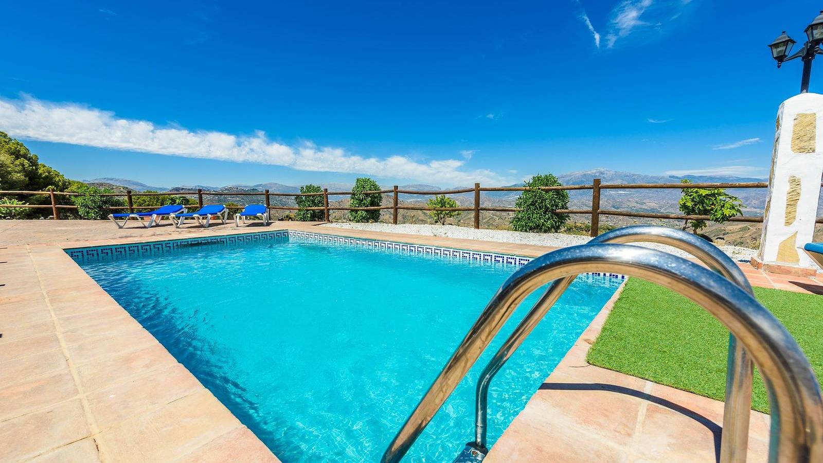 Lagar El Mirador Almáchar by Ruralidays in El Borge, Costa del Sol