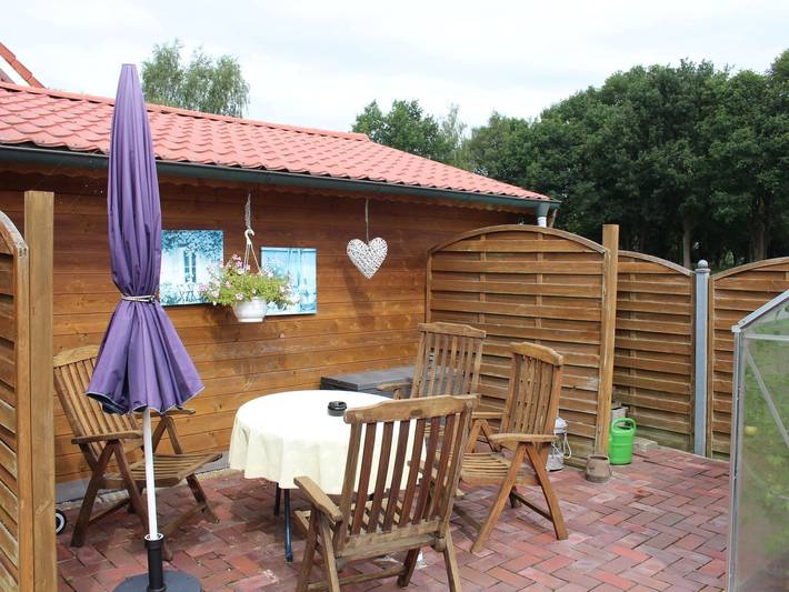 Ferienwohnung für 5 Personen, mit Terrasse und Garten in Ostrhauderfehn - 4