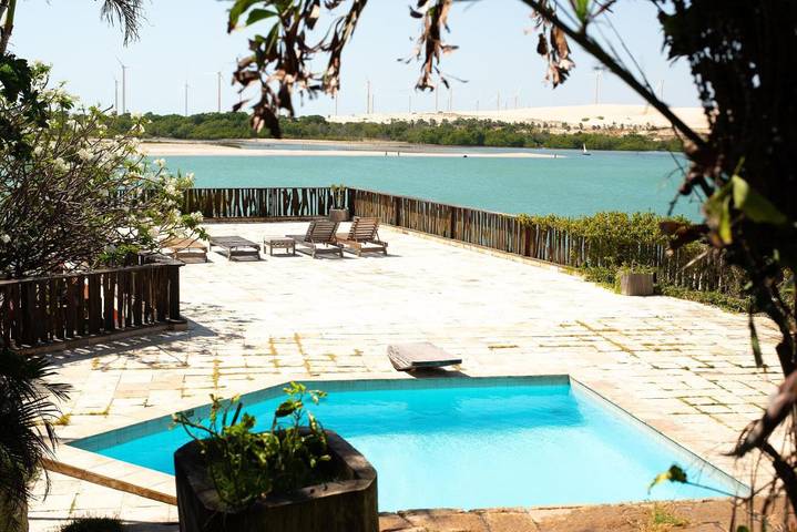 Hôtel pour 2 personnes, avec vue et piscine ainsi que terrasse et jardin