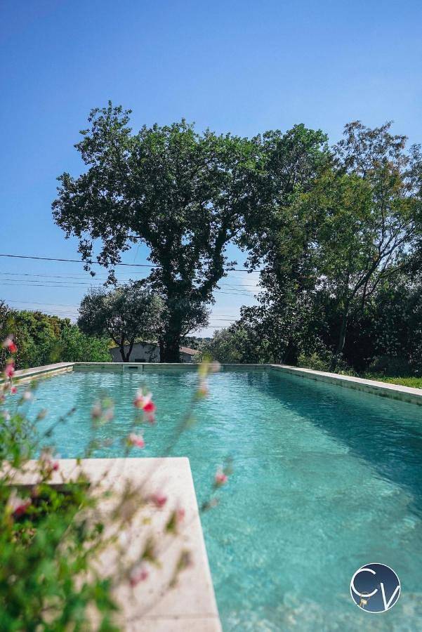 Location de vacances pour 6 personnes, avec terrasse et piscine à Vallabrix - 4