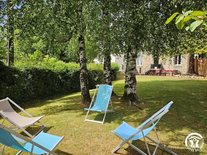 Gîte pour 8 personnes, avec Terrasse et Jardin à Castelnau-de-Brassac - 2