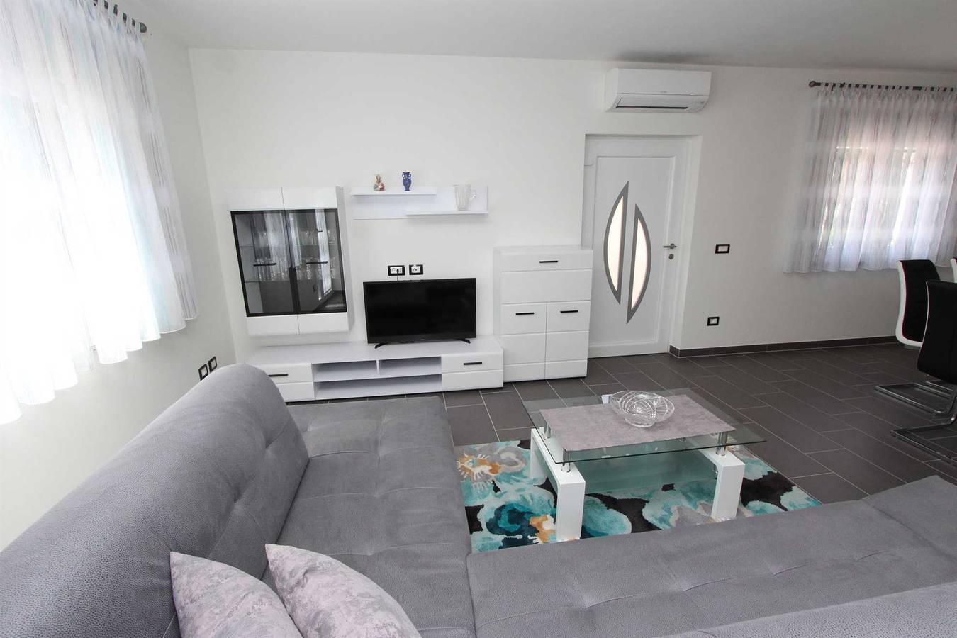 Entire apartment, Mondelaco Three-Bedroom Apartment in Rovinj, Rovinj region