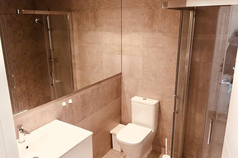 Entire apartment, Brand new cozy apartment few steps from the beach, with pool, terrace and Wifi in Playa Carrer La Mar, el Campello