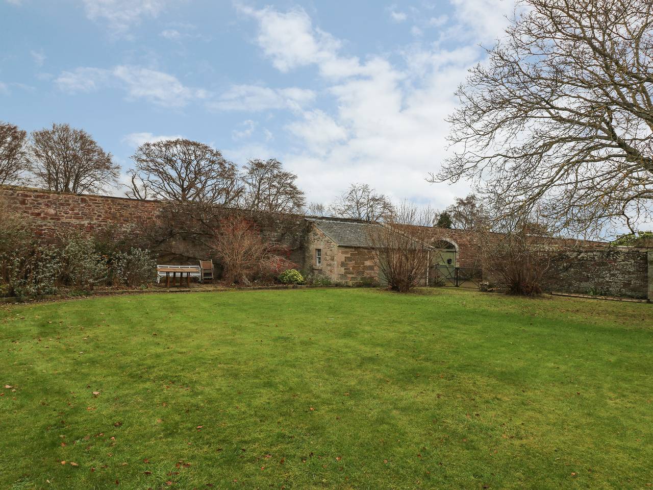 Harmony House - Harmony Gardens in Melrose, Scottish Borders