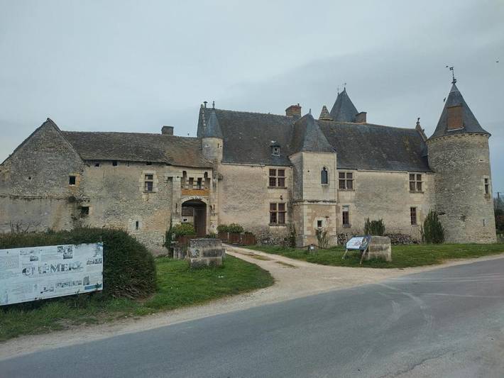 Location de vacances pour 6 personnes, avec terrasse à Chémery - 4