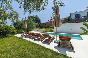 Villa für 12 Personen in Pula-Medulin, Medulin, Bild 4