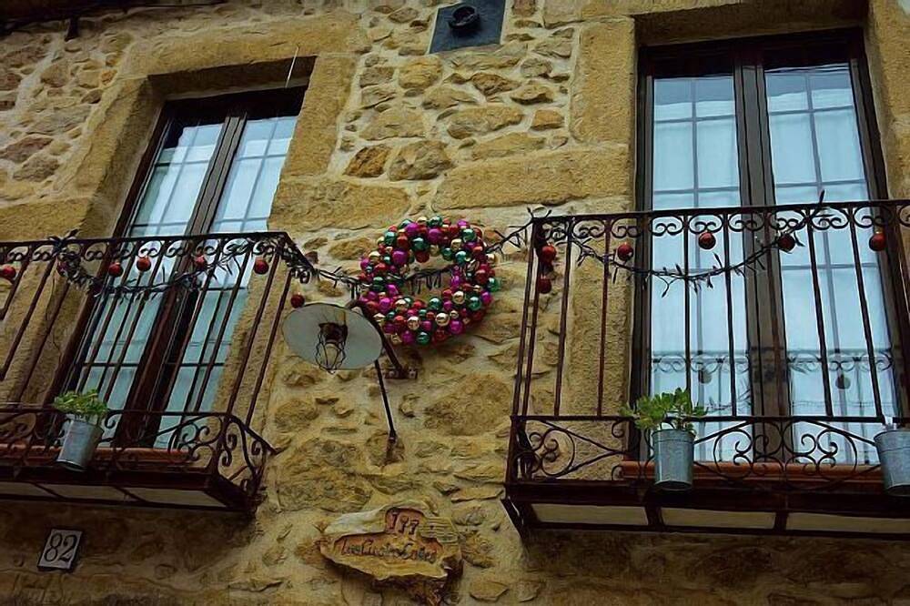 Rural house (full rental) Las Cuatro Calles 6-7 people in Piedralaves, Ávila Region
