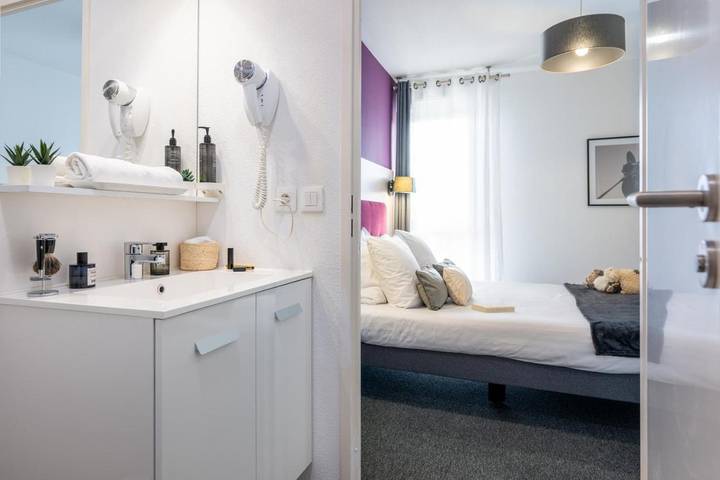 Location de vacances pour 2 personnes, avec piscine à Mérignac - 3