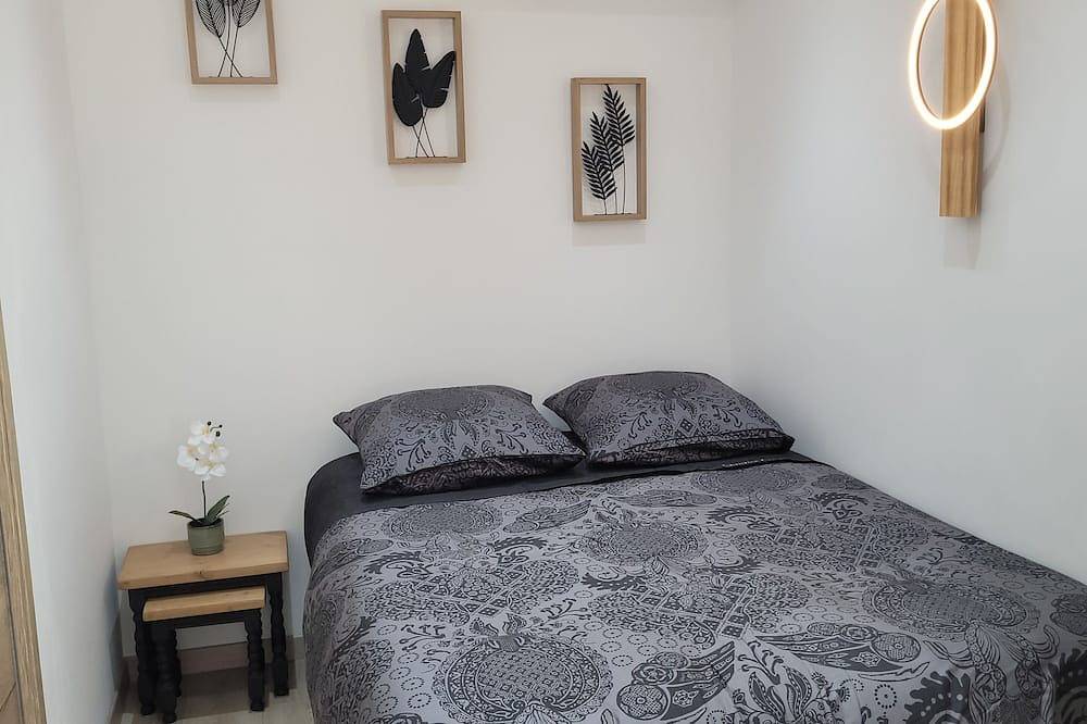 Villa Les Palmiers Logement sur Besse sur Issole-- 2 Lits 4 Voyageurs in Besse-sur-Issole, Brignoles region