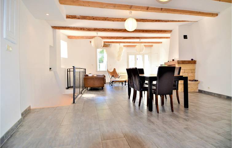 Location de vacances pour 7 personnes, avec terrasse, animaux acceptés à Laudun-l'Ardoise - 2