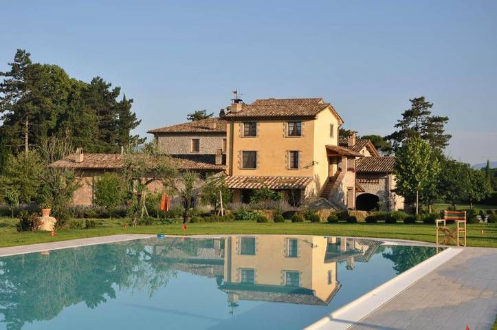 Appartamento per 3 persone, con Idromassaggio e Giardino nonché Piscina e Panorama a San Giustino