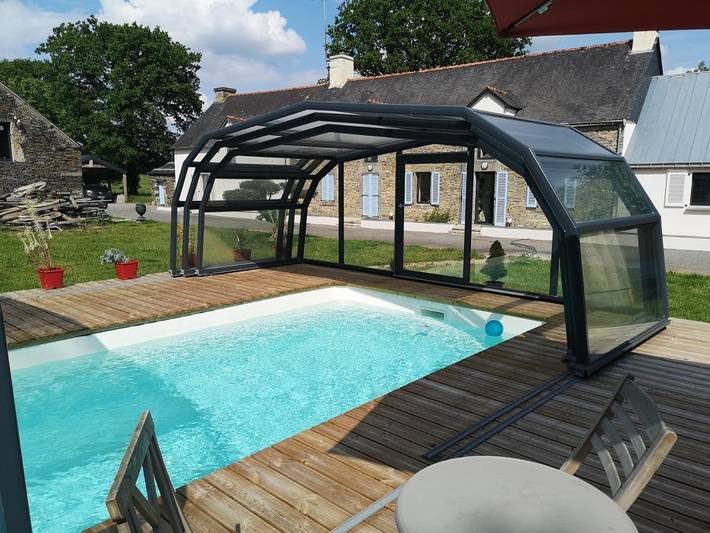 Location de vacances pour 11 personnes, avec piscine ainsi que vue et jardin à Ploërmel - 3