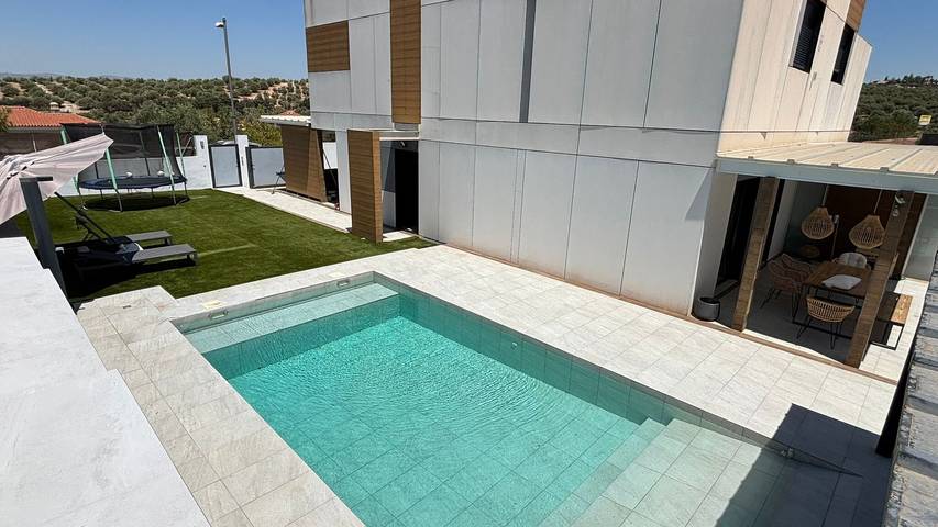 Holiday home for 8 people, with garden - 1