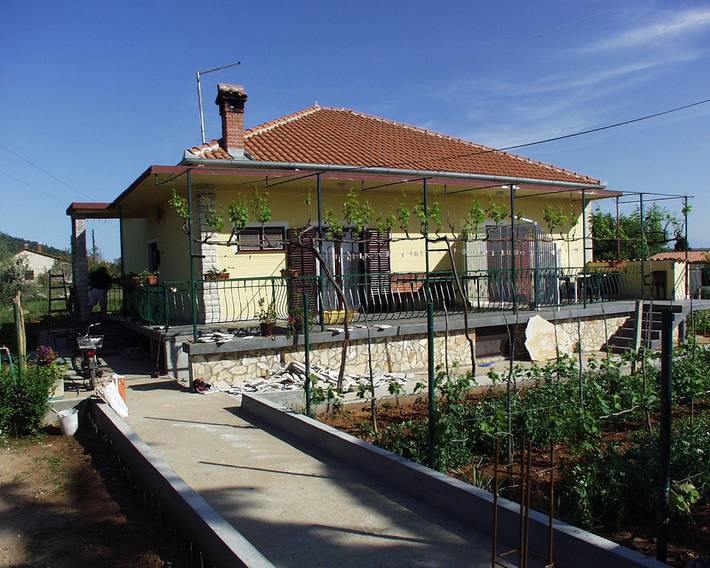 Ganze Wohnung, 2-Zimmer-Ferienwohnung mit Terrasse und Meerblick Kraj, Pasman A-696-a in Kraj, Pasman