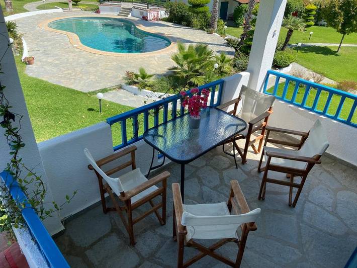 Ferienhaus für 7 Personen, mit Ausblick und Garten sowie Pool, mit Haustier - 1