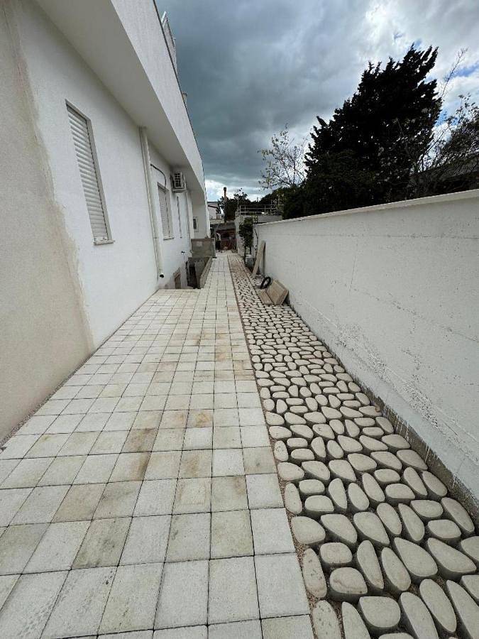 Gîte pour 6 personnes, avec jacuzzi et jardin, adapté aux familles dans Castellaneta Marina - 4