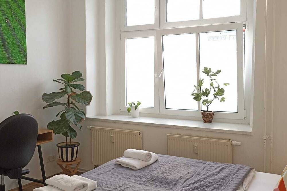 Ganze Wohnung, Komfortable 2-Zimmer-Wohnung für Ruhe & Arbeit oder Familien in Pankow Berlin in Berlin Pankow, Berlin