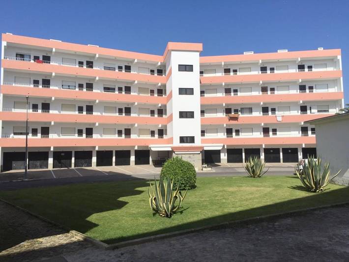Apartamento de férias para 7 pessoas, com Varanda e Terraço e ainda Jardim and Vista em Torres Vedras