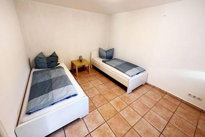 Gîte pour 10 personnes, avec jardin à Cologne - 4