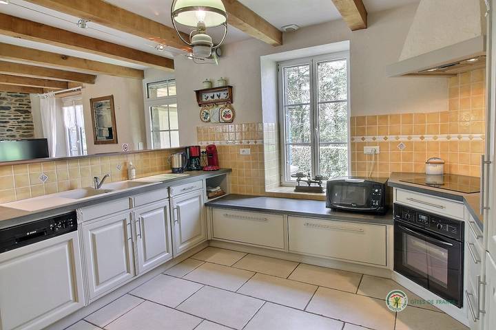 Gîte pour 8 personnes, avec jardin et terrasse à Plestin-les-Grèves - 4