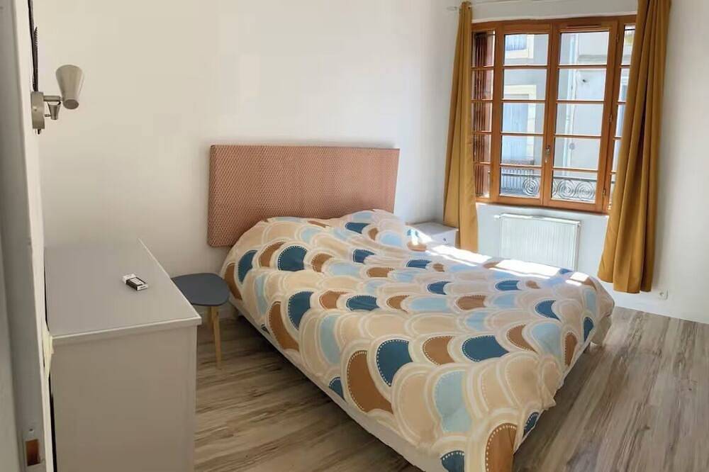 House in the heart of a village in Sainte-Foy-la-Grande, Región de Libourne
