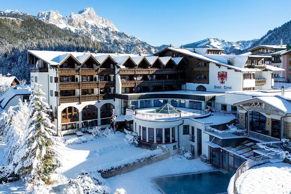 Ganze Wohnung, Doppelzimmer Arnika - Hotel Tyrol am Haldensee in Grän, Allgäuer Alpen (Österreich)