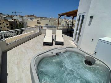 Ferienwohnung für 2 Personen, mit Pool und Terrasse sowie Ausblick in Gozo