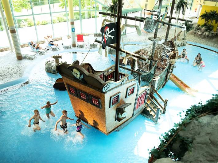 Wohnwagen für 6 Personen, mit Pool und Terrasse sowie Sauna in Slowenien - 4