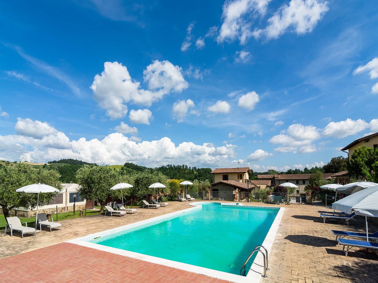 Mansion in Perugia with Pool & Green Hills in Perugia, Perugia Province