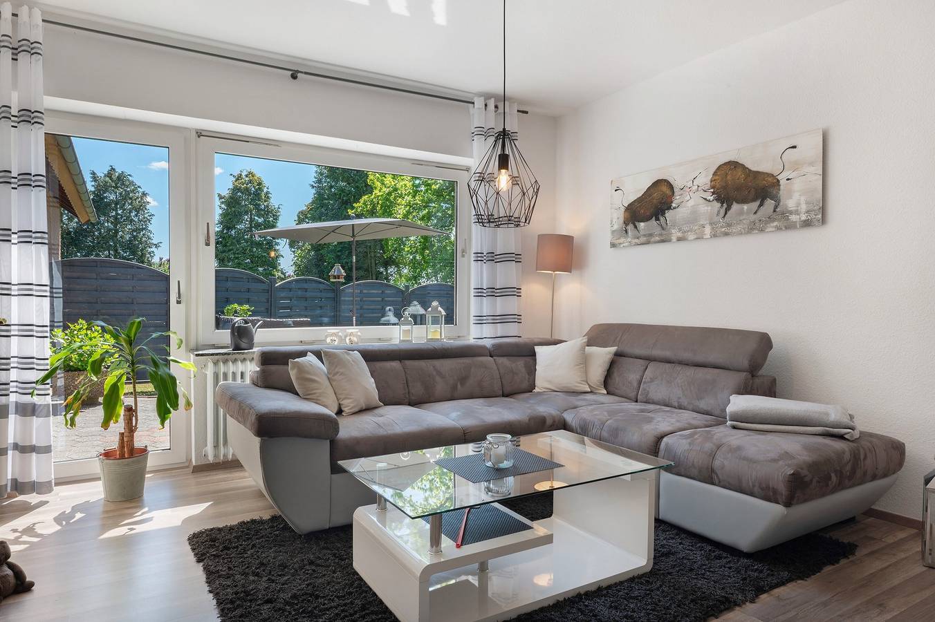 Ganze Wohnung, Ferienwohnung 'Wilma Spetzerfehn' mit privater Terrasse und privatem Garten in Großefehn, Nordseeküste