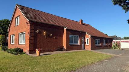 Gîte pour 3 personnes, avec terrasse et jardin à Rhauderfehn