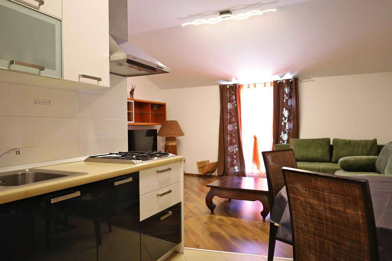 Cijeli studio, Studio 200 m from the beach  in Umag, Umag Region