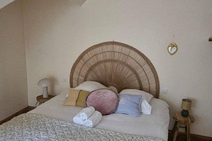 Appartement entier, Maison avec jardin suspendu - vue sur le Donjon in Loches, Région de Loches