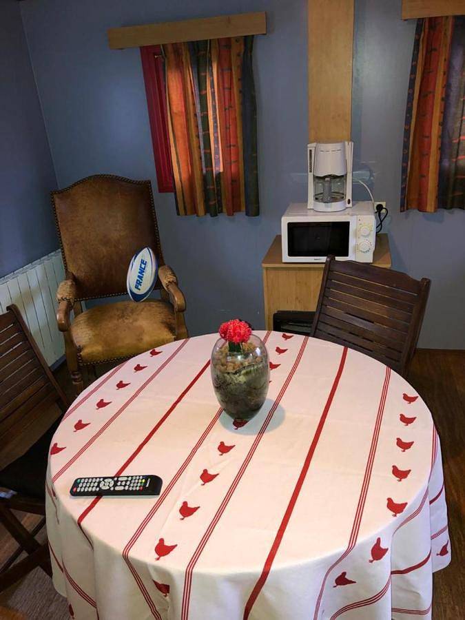 Cottage pour 2 personnes, avec vue et jardin, animaux acceptés à Saint-Michel