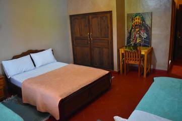 Hôtel pour 2 personnes, avec jardin ainsi que vue et terrasse dans Kelaat M Gouna
