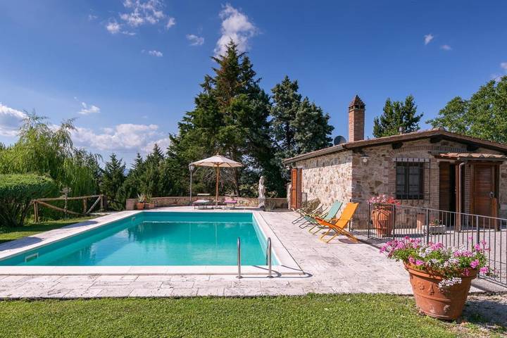 Villa per 2 persone, con Giardino e Piscina nonché Panorama a Rapolano Terme