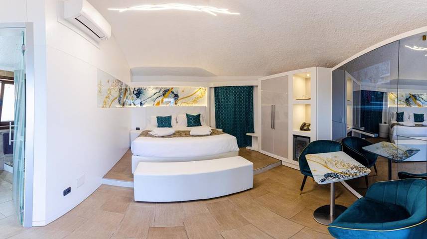 Resort für 4 Personen, mit Ausblick und Pool sowie Garten auf Sizilien - 2