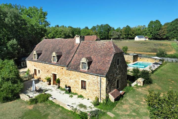 Maison de vacances pour 15 personnes, avec Jardin à Les Eyzies-de-Tayac-Sireuil