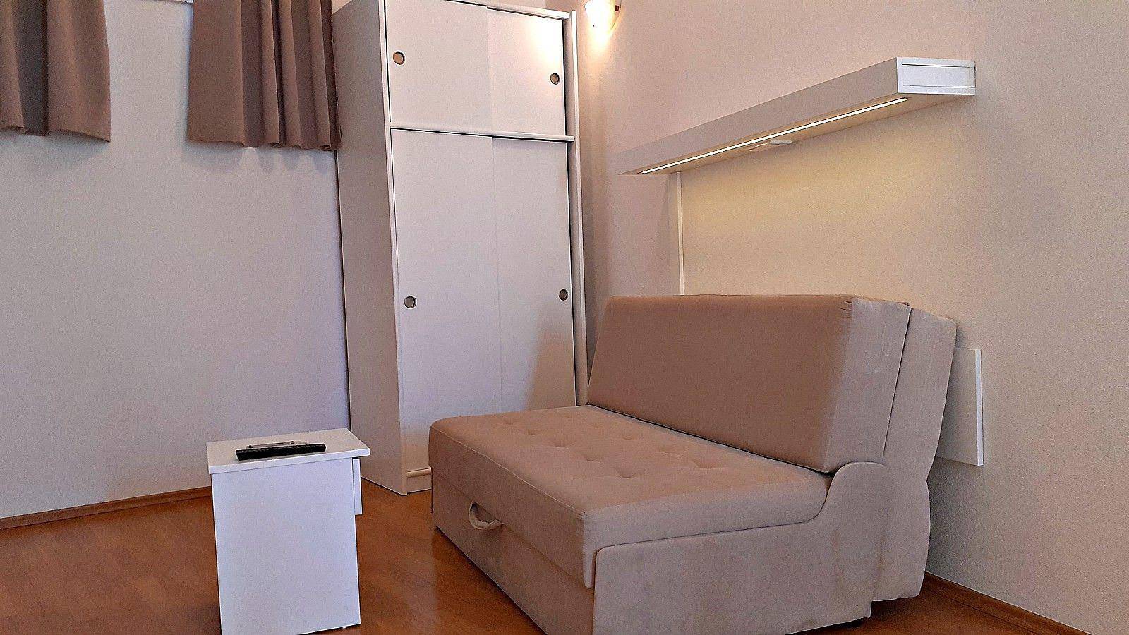 Ganze Ferienwohnung, Ferienwohnung mit Balkon in Strandnähe in Baska Voda, Makarska Riviera