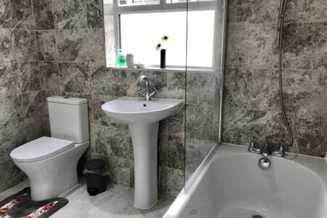 The Woodfarm Lodge - 3 Bedroom House with parking in Risinghurst and Sandhills, Oxford