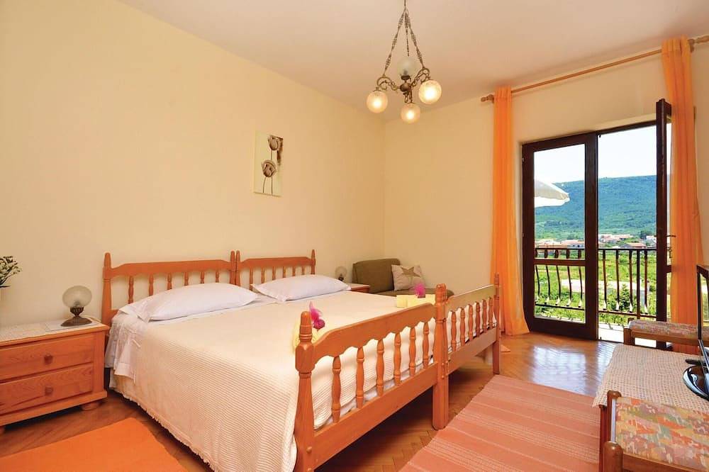 Entire apartment, Lovely apartment in Jelsa with Wifi in Jelsa, Hvar