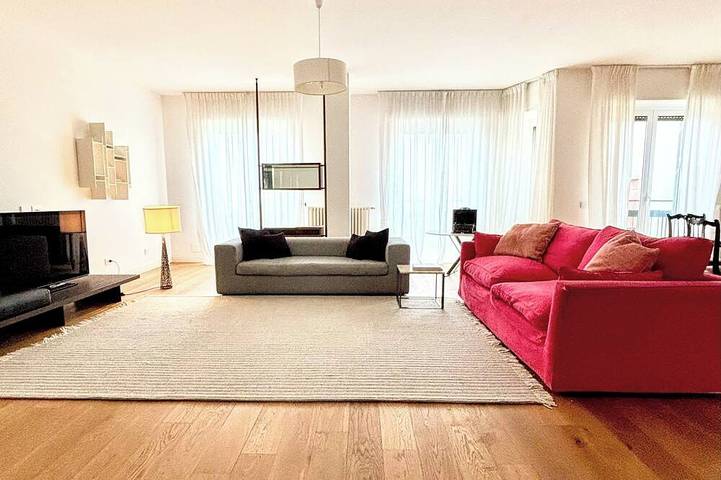 Ferienwohnung für 10 Personen, mit Balkon in Mailand