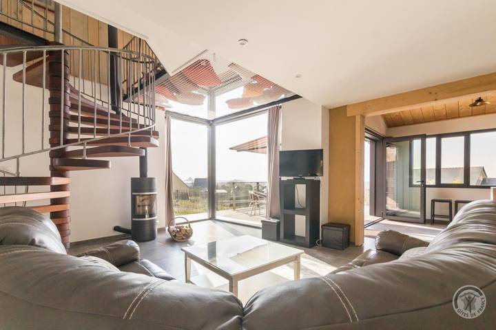 Gîte pour 6 personnes, avec sauna et terrasse ainsi que jacuzzi et jardin à Vains - 3