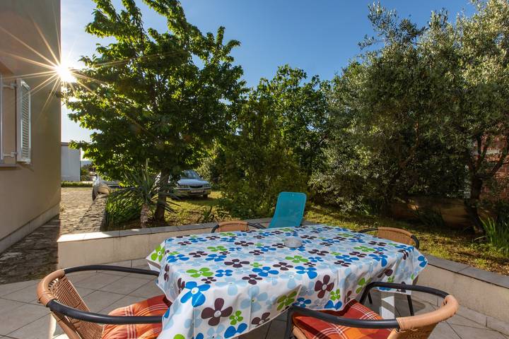 Ferienwohnung für 4 Personen, mit Balkon/Terrasse, mit Haustier in Punat