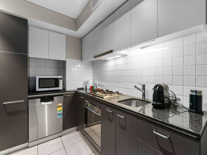 Apartamento entero, 2-Bed City Retreat with Gym and Pool Access in Adelaida (Australia), Australia Meridional
