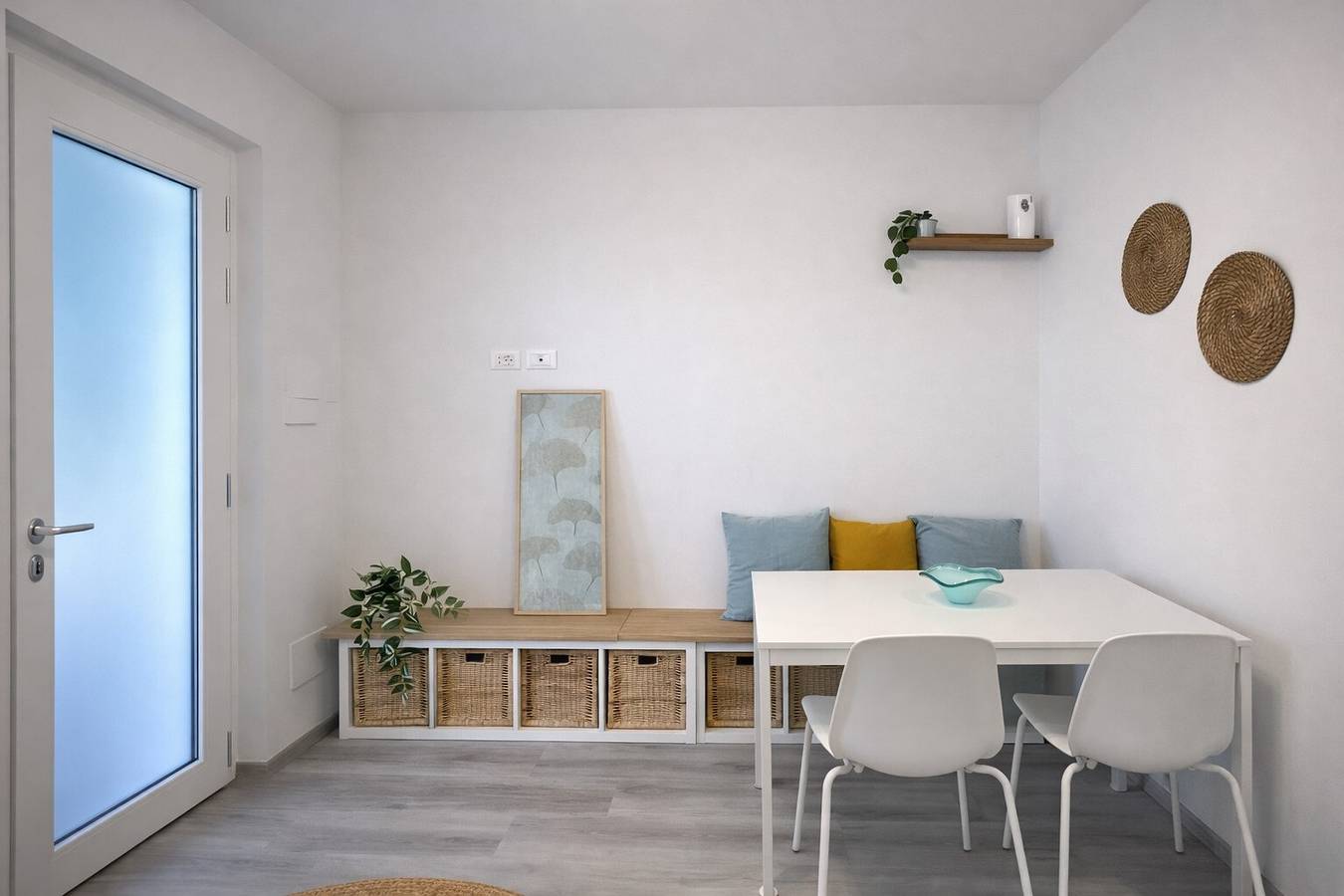 Ganze Wohnung, Apartment 'Leon Flat' mit Gemeinschaftspool, privater Terrasse und Wlan in Peschiera del Garda, Gardasee-Berge