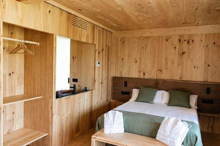 Cabanas do Navia · Mencía · En el corazón de Os Ancares · Pet friendly in Navia de Suarna, Provincia de Lugo