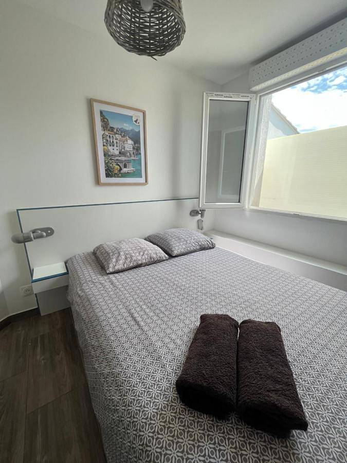 Gîte pour 6 personnes, avec jardin à Marignane - 2