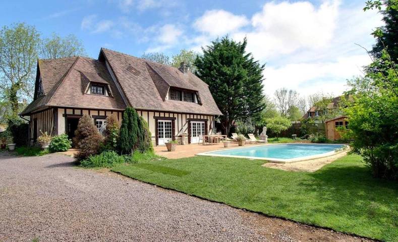 Maison de vacances pour 10 personnes, avec sauna et jardin ainsi que vue et piscine - 1