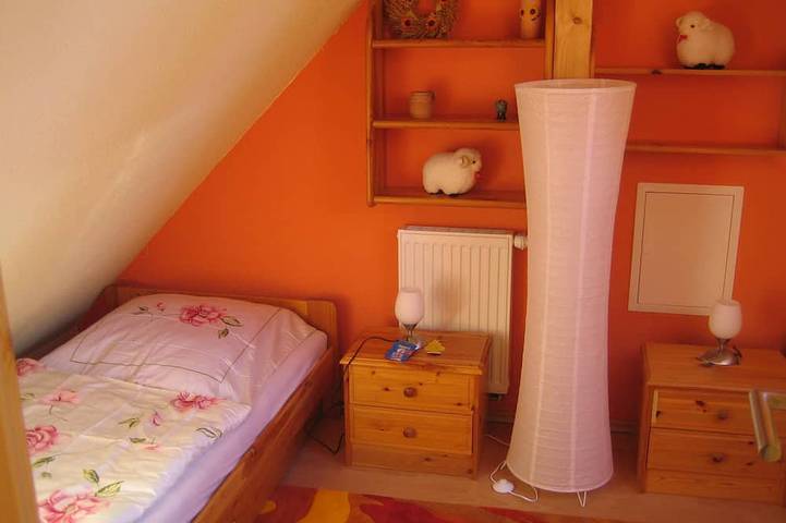 Ferienhaus Dr. Karin Hübener - Ferienhaus in Neu Sammit, Krakow am See